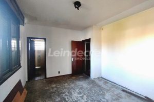 Casa para alugar com 249m², 4 dormitórios, 2 vagas no bairro Chácara das Pedras em Porto Alegre - Foto 13