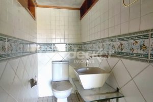 Casa para alugar com 249m², 4 dormitórios, 2 vagas no bairro Chácara das Pedras em Porto Alegre - Foto 15