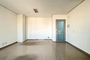 Sala para alugar com 45m², 1 vaga no bairro Floresta em Porto Alegre - Foto 2