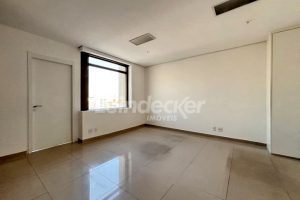 Sala para alugar com 45m², 1 vaga no bairro Floresta em Porto Alegre - Foto 6