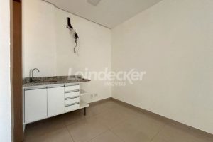 Sala para alugar com 45m², 1 vaga no bairro Floresta em Porto Alegre - Foto 14