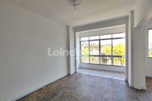 Apartamento para alugar com 86m², 2 dormitórios no bairro Farroupilha em Porto Alegre - Foto 2