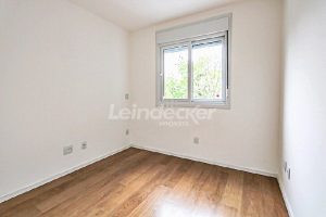 Apartamento para alugar com 90m², 3 dormitórios, 2 vagas no bairro Vila Ipiranga em Porto Alegre - Foto 15