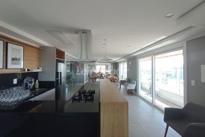 Apartamento para alugar com 90m², 3 dormitórios, 2 vagas no bairro Vila Ipiranga em Porto Alegre - Foto 23
