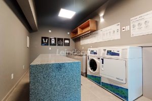 Apartamento para alugar com 90m², 3 dormitórios, 2 vagas no bairro Vila Ipiranga em Porto Alegre - Foto 38