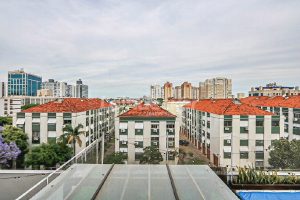 Apartamento para alugar com 90m², 3 dormitórios, 2 vagas no bairro Vila Ipiranga em Porto Alegre - Foto 39