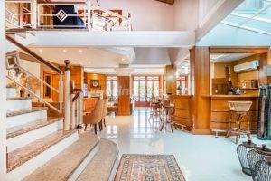 Casa para alugar com 580m², 5 dormitórios, 4 vagas no bairro Ipanema em Porto Alegre - Foto 4