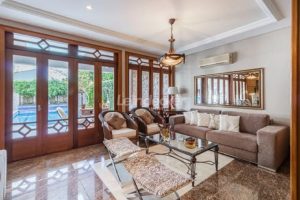 Casa para alugar com 580m², 5 dormitórios, 4 vagas no bairro Ipanema em Porto Alegre - Foto 6