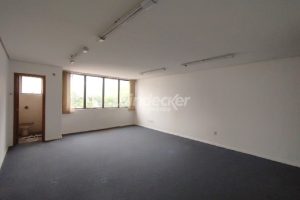 Sala para alugar com 45m² no bairro Floresta em Porto Alegre - Foto 4