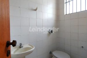 Sala para alugar com 45m² no bairro Floresta em Porto Alegre - Foto 5