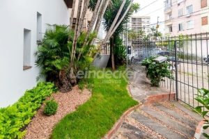 Casa para alugar com 224m², 3 dormitórios, 3 vagas no bairro Santana em Porto Alegre - Foto 30