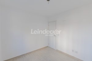 Apartamento para alugar com 102m², 2 dormitórios, 2 vagas no bairro Petrópolis em Porto Alegre - Foto 20