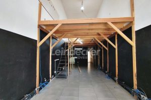 Loja para alugar com 120m², 1 vaga no bairro São João em Porto Alegre - Foto 2