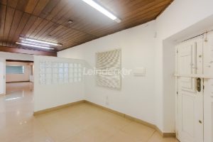 Casa Comercial para alugar com 330m², 2 vagas no bairro Cidade Baixa em Porto Alegre - Foto 13