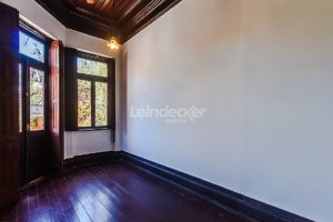 Casa Comercial para alugar com 330m², 2 vagas no bairro Cidade Baixa em Porto Alegre - Foto 16