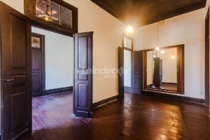 Casa Comercial para alugar com 330m², 2 vagas no bairro Cidade Baixa em Porto Alegre - Foto 23