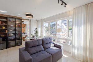 Cobertura para alugar com 150m², 4 dormitórios, 2 vagas no bairro Mont'serrat em Porto Alegre - Foto 2