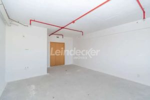 Sala para alugar com 80m², 1 vaga no bairro Santana em Porto Alegre - Foto 7