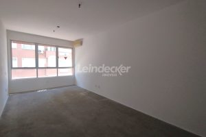 Apartamento para alugar com 33m², 1 dormitório no bairro Centro em Porto Alegre - Foto 2
