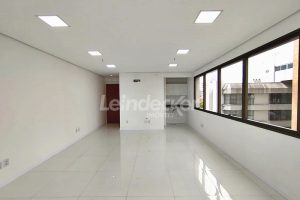 Sala para alugar com 42m², 1 vaga no bairro Petrópolis em Porto Alegre - Foto 4