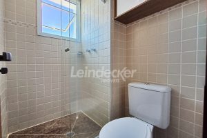 Apartamento para alugar com 70m², 2 dormitórios, 1 vaga no bairro Floresta em Porto Alegre - Foto 12