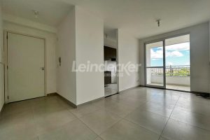 Apartamento para alugar com 50m², 3 dormitórios, 1 vaga no bairro Humaitá em Porto Alegre - Foto 1