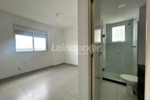 Apartamento para alugar com 50m², 3 dormitórios, 1 vaga no bairro Humaitá em Porto Alegre - Foto 6