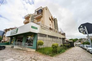 Cobertura para alugar com 145m², 3 dormitórios no bairro Vila Jardim em Porto Alegre - Foto 36