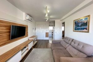 Apartamento para alugar com 54m², 2 dormitórios, 1 vaga no bairro Floresta em Porto Alegre - Foto 1