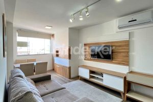 Apartamento para alugar com 54m², 2 dormitórios, 1 vaga no bairro Floresta em Porto Alegre - Foto 3