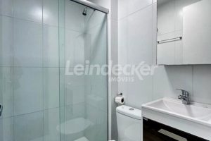 Apartamento para alugar com 54m², 2 dormitórios, 1 vaga no bairro Floresta em Porto Alegre - Foto 9