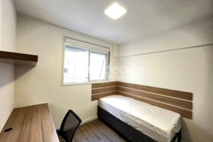 Apartamento para alugar com 54m², 2 dormitórios, 1 vaga no bairro Floresta em Porto Alegre - Foto 13