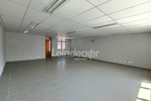 Sala para alugar com 80m², 1 vaga no bairro Rio Branco em Porto Alegre - Foto 2