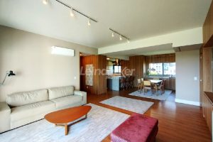 Apartamento para alugar com 154m², 3 dormitórios, 2 vagas no bairro Três Figueiras em Porto Alegre - Foto 1