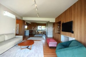 Apartamento para alugar com 154m², 3 dormitórios, 2 vagas no bairro Três Figueiras em Porto Alegre - Foto 4