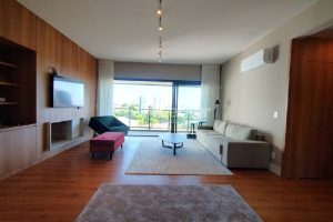 Apartamento para alugar com 154m², 3 dormitórios, 2 vagas no bairro Três Figueiras em Porto Alegre - Foto 5