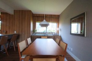Apartamento para alugar com 154m², 3 dormitórios, 2 vagas no bairro Três Figueiras em Porto Alegre - Foto 13