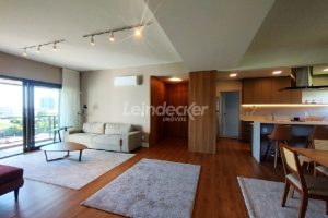 Apartamento para alugar com 154m², 3 dormitórios, 2 vagas no bairro Três Figueiras em Porto Alegre - Foto 44