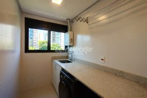 Apartamento para alugar com 154m², 3 dormitórios, 2 vagas no bairro Três Figueiras em Porto Alegre - Foto 46