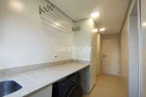 Apartamento para alugar com 154m², 3 dormitórios, 2 vagas no bairro Três Figueiras em Porto Alegre - Foto 47