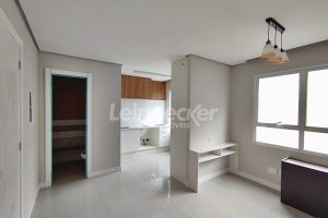 Apartamento para alugar com 40m², 1 dormitório, 1 vaga no bairro Passo d'Areia em Porto Alegre - Foto 2