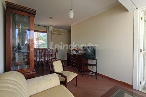 Apartamento para alugar com 72m², 2 dormitórios, 2 vagas no bairro Higienópolis em Porto Alegre - Foto 2