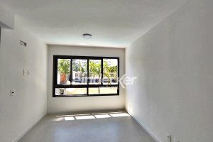 Apartamento para alugar com 75m², 3 dormitórios, 2 vagas no bairro Farroupilha em Porto Alegre - Foto 2