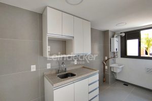 Apartamento para alugar com 75m², 3 dormitórios, 2 vagas no bairro Farroupilha em Porto Alegre - Foto 9