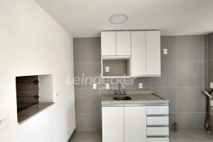 Apartamento para alugar com 75m², 3 dormitórios, 2 vagas no bairro Farroupilha em Porto Alegre - Foto 10
