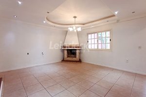 Casa em Condomínio para alugar com 270m², 4 dormitórios, 4 vagas no bairro Vila Nova em Porto Alegre - Foto 4