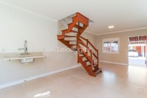 Casa para alugar com 103m², 2 dormitórios, 1 vaga no bairro Camaqua em Porto Alegre - Foto 5