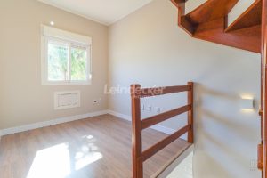 Casa para alugar com 103m², 2 dormitórios, 1 vaga no bairro Camaqua em Porto Alegre - Foto 16