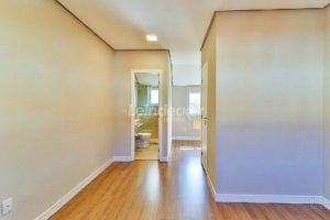 Casa para alugar com 103m², 2 dormitórios, 1 vaga no bairro Camaqua em Porto Alegre - Foto 32