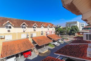 Casa para alugar com 103m², 2 dormitórios, 1 vaga no bairro Camaqua em Porto Alegre - Foto 40